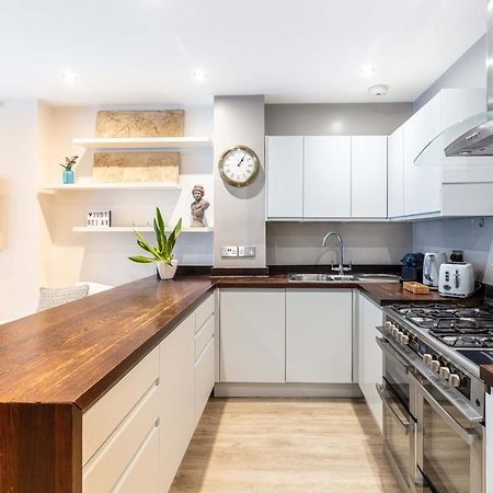 Apartmán Kensington Garden Flat Londýn Exteriér fotografie