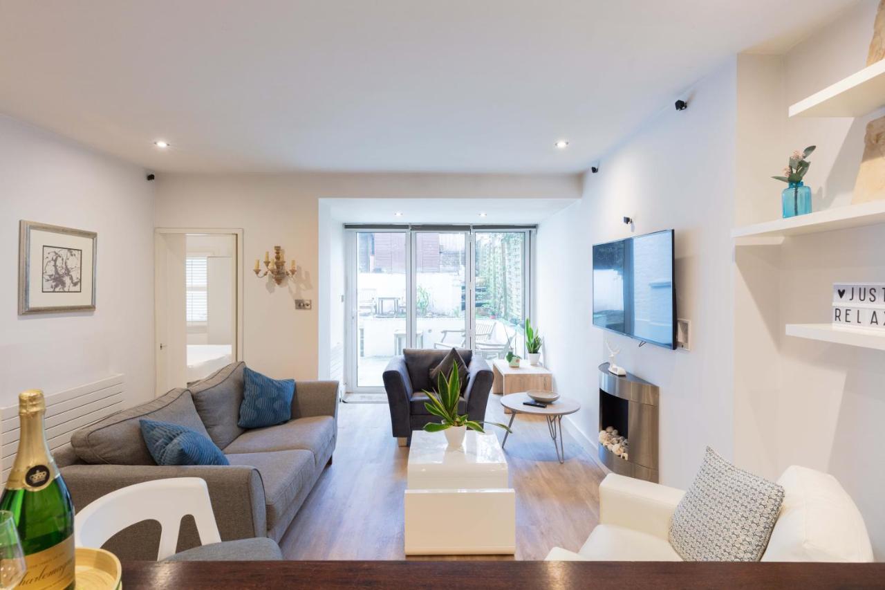 Apartmán Kensington Garden Flat Londýn Exteriér fotografie