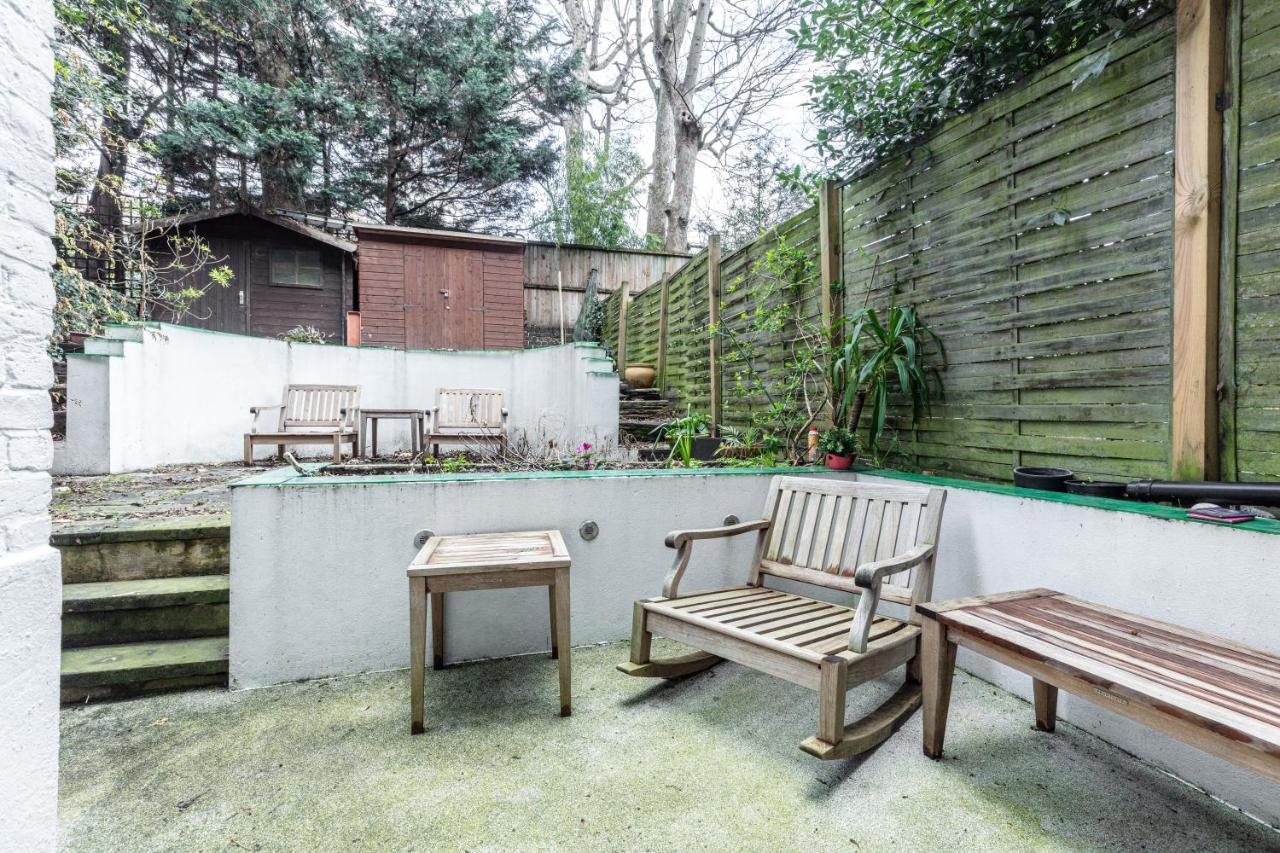 Apartmán Kensington Garden Flat Londýn Exteriér fotografie